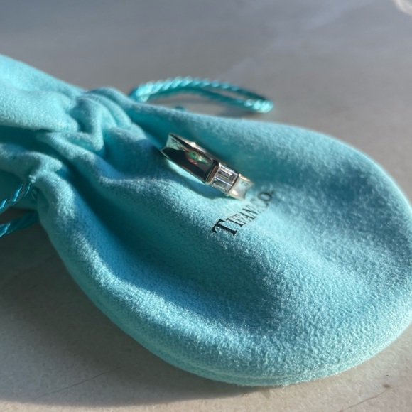 Tiffany & Co. Baguette Ring - Picture 2 of 10